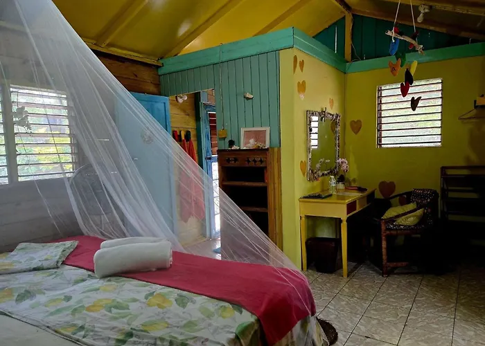5 Different Sea Side Cottages In Tropical Garden
